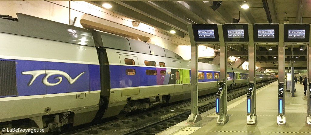 Label Voyageuse - SNCF portillon accès quai
